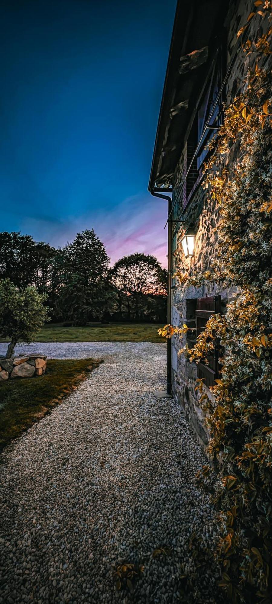 Villa Tagibao Avec Piscine Chauffee Et Spa Lesterps Zewnętrze zdjęcie