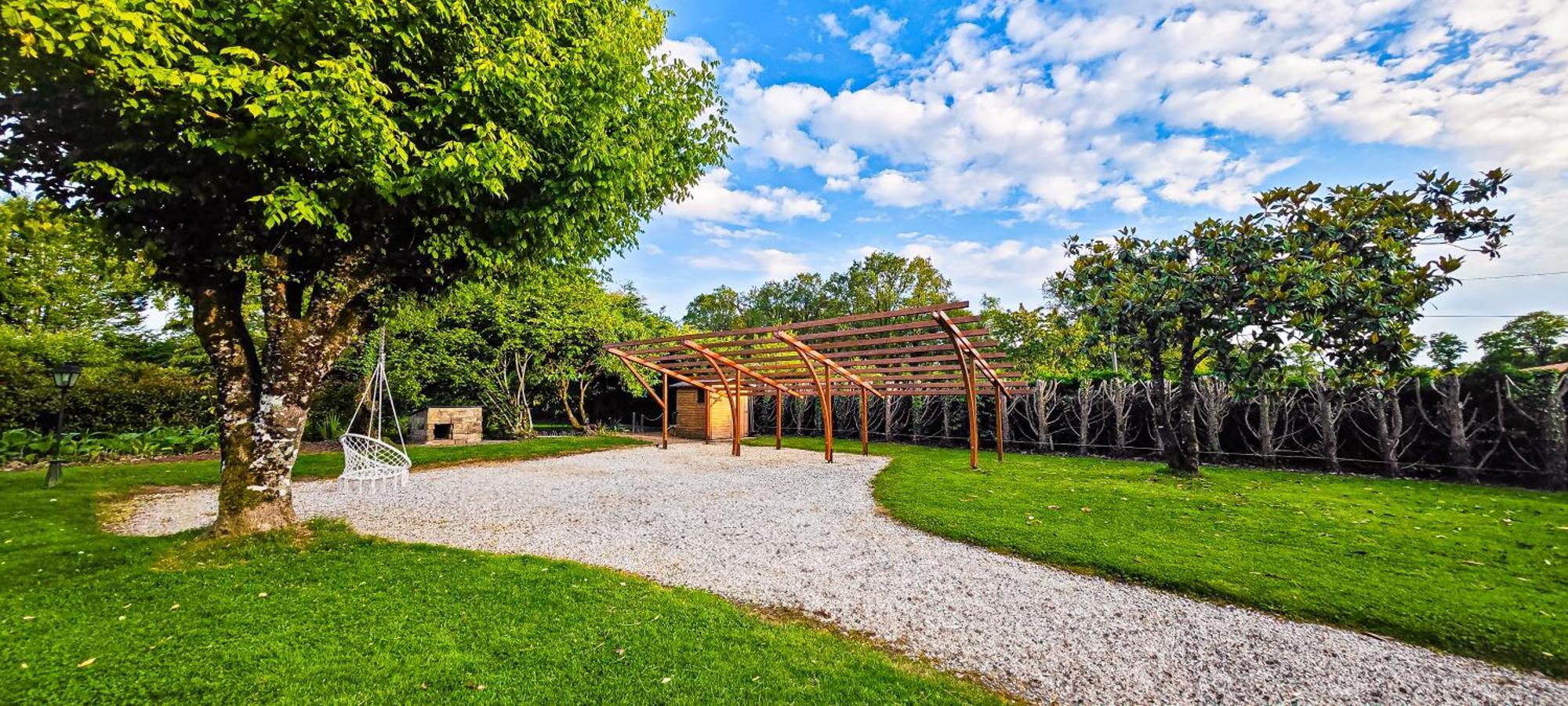 Villa Tagibao Avec Piscine Chauffee Et Spa Lesterps Zewnętrze zdjęcie